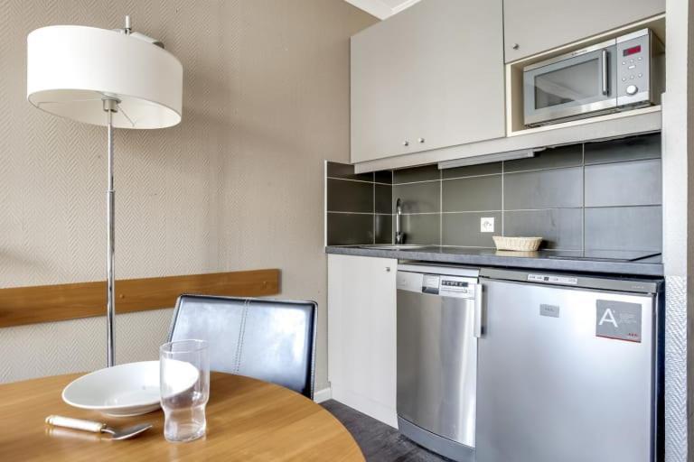 Guestready - Studio Cosy Pres Du Metro Issy-les-Moulineaux Dış mekan fotoğraf